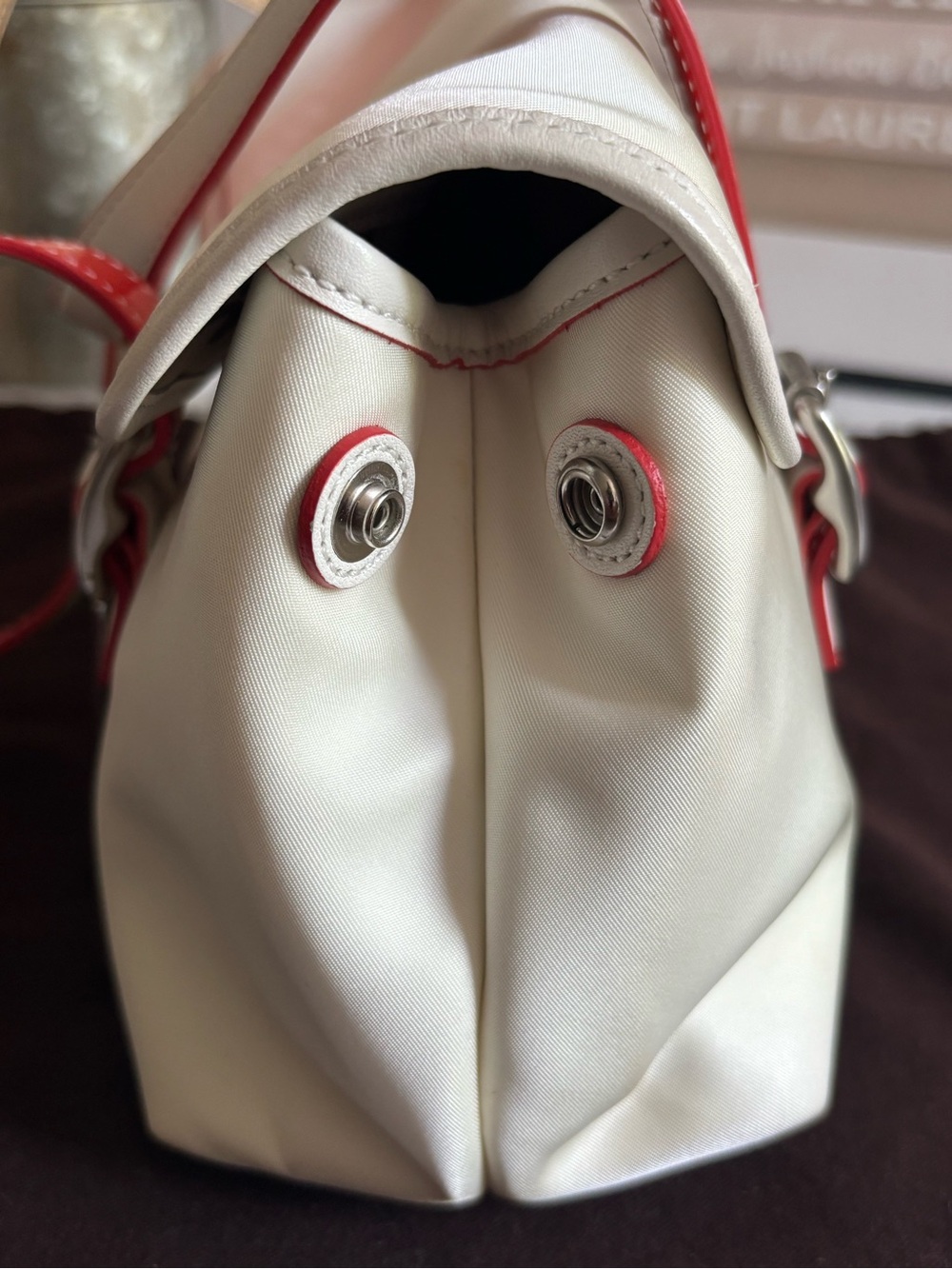 Vintage Y2K Coach White Shoulder Bag with Red Trim with Coach dustbag - Picture 11 of 13